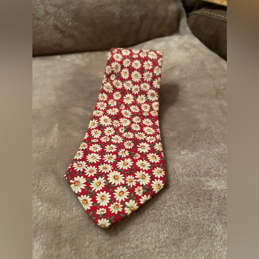 Daisy flower design men’s necktie